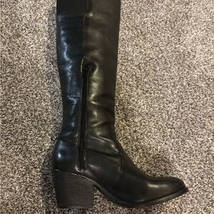 Source Unknown Black Heeled Boots